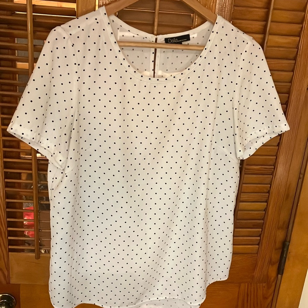 Dalia White w/Black Polka Dots, Short Sleeve Blouse